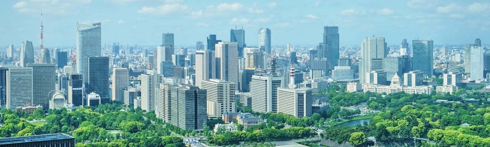 大切な財産を、未来へつなぐ節税力